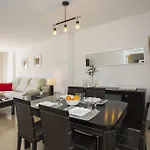 Singularstays Artes Apartmán *