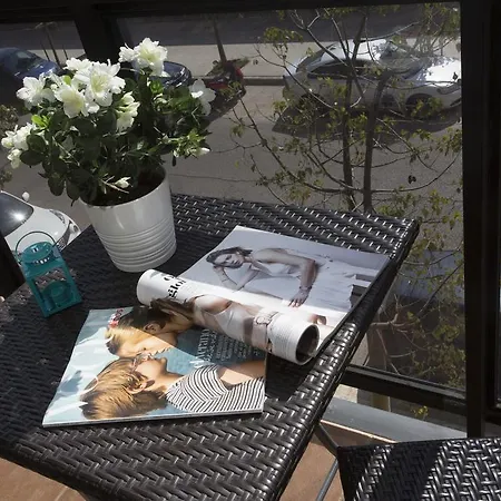 Apartment Singularstays Artes *