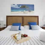 Singularstays Artes