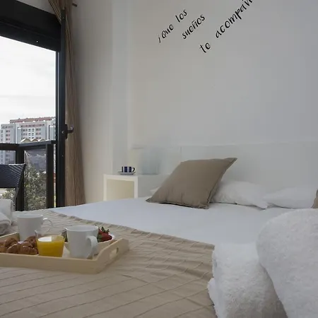 Singularstays Artes